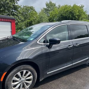 2018 Chrysler PACIFICA TOURING L — фото 2
