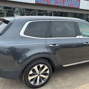 KIA TELLURIDE - 9