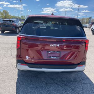 KIA CARNIVAL LXS - 7