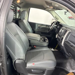 صورة مصغرة 30 لـ 2017 RAM 3500 TRADESMAN