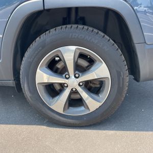 2019 JEEP CHEROKEE LIMITED 缩略图 18