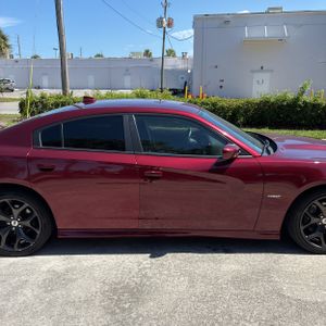 صورة مصغرة 11 لـ 2017 Dodge CHARGER R/T