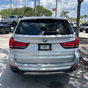 BMW X5 SDRIVE35I - 7