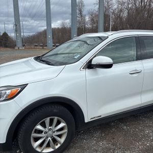 KIA SORENTO LX V6 - 2