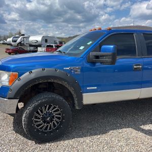 FORD F-150 XLT - 2