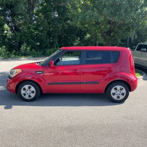 صورة 3 لـ 2013 KIA SOUL BASE