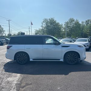 صورة 10 لـ 2026 Infiniti QX80 AUTOGRAPH
