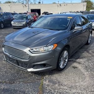 FORD FUSION SE - 1