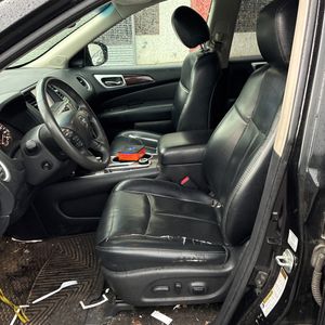 2016 Nissan PATHFINDER PLATINUM — фото 32