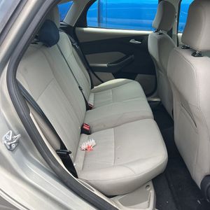 صورة مصغرة 27 لـ 2016 FORD FOCUS SE