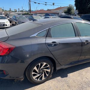 2017 Honda CIVIC EX 照片 9