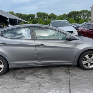 2011 Hyundai ELANTRA GLS 缩略图 11