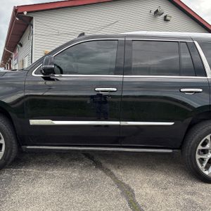 CADILLAC ESCALADE PREMIUM - 4