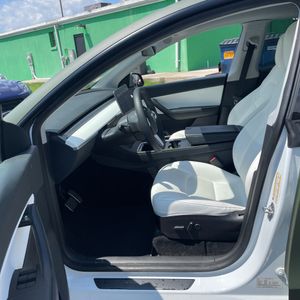 صورة مصغرة 31 لـ 2021 Tesla MODEL Y LONG RANGE