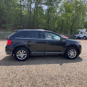 FORD EDGE LIMITED - 10