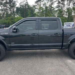 FORD F-150 LARIAT - 4