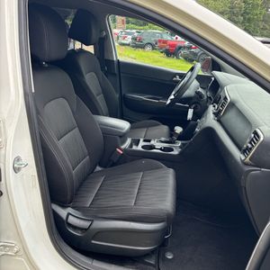 2017 KIA SPORTAGE LX thumbnail 32