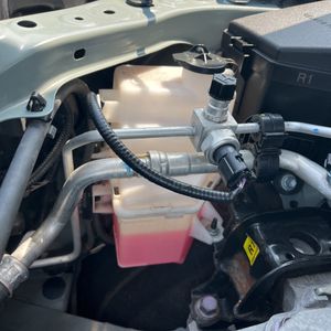 2021 Toyota RAV4 XLE — миниатюра 47