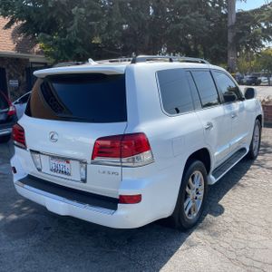 2015 Lexus LX 570 BASE — фото 8