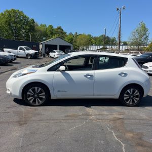 NISSAN LEAF SL - 3
