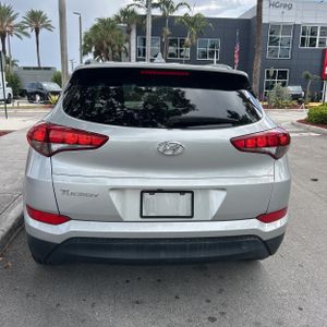صورة 7 لـ 2018 Hyundai TUCSON SEL