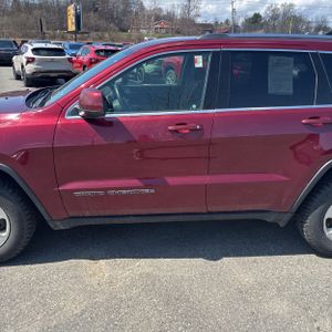 JEEP GRAND CHEROKEE LAREDO - 4