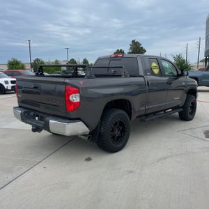TOYOTA TUNDRA - 8