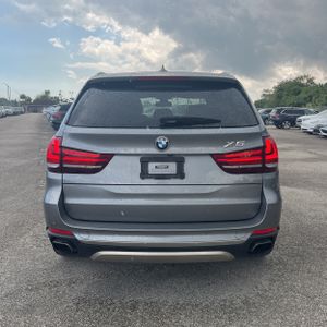 BMW X5 XDRIVE50I - 7