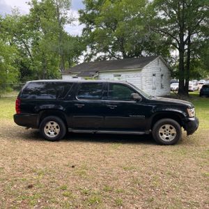 CHEVROLET SUBURBAN LT - 10