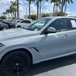 2024 BMW X6 XDRIVE40I 照片 2