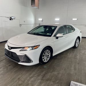 TOYOTA CAMRY - 1