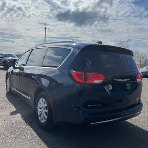 CHRYSLER PACIFICA TOURING-L - 5