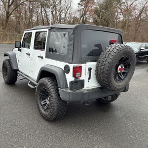 Jeep Wrangler JK Unlimited Sport S - 5
