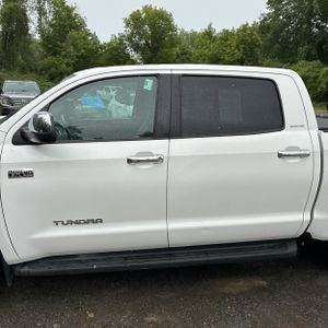 2019 Toyota TUNDRA LIMITED photo 4