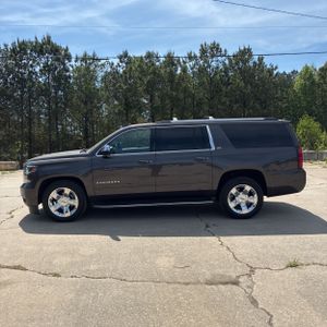 CHEVROLET SUBURBAN LTZ - 3