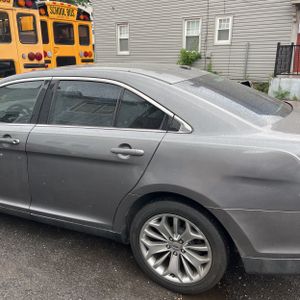 FORD TAURUS LIMITED - 6
