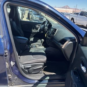 صورة مصغرة 33 لـ 2014 JEEP CHEROKEE LATITUDE