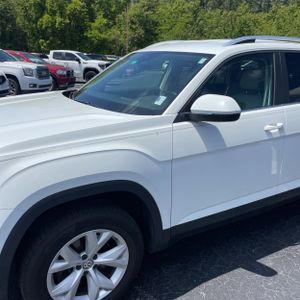 VOLKSWAGEN ATLAS V6 SE - 2