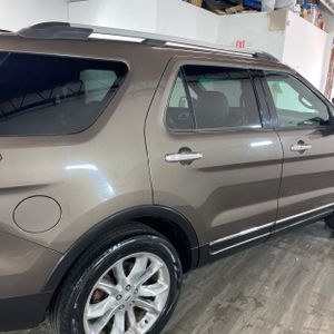 FORD EXPLORER LIMITED - 9