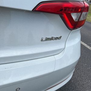 صورة مصغرة 23 لـ 2017 Hyundai SONATA LIMITED