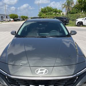 صورة مصغرة 15 لـ 2024 Hyundai ELANTRA SE