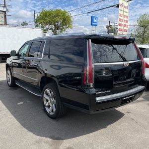 CADILLAC ESCALADE ESV LUXURY - 4
