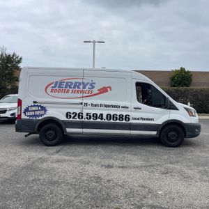 FORD TRANSIT 250 - 10