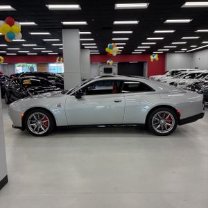 صورة 3 لـ 2025 Dodge CHARGER DAYTONA SCAT PACK AWD