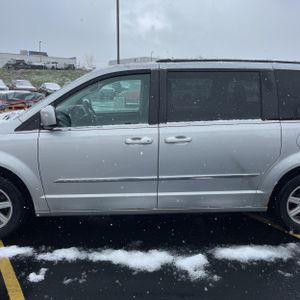 CHRYSLER TOWN & COUNTRY TOURING - 4