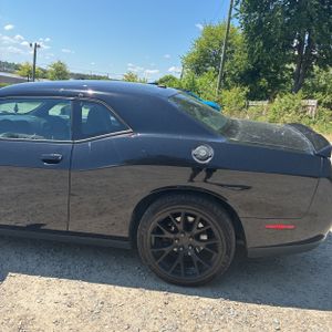 DODGE CHALLENGER - 6