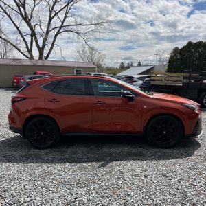 LEXUS NX 350 F SPORT HANDLING - 10