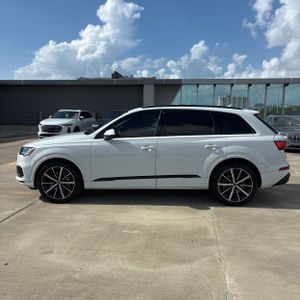 صورة 3 لـ 2024 AUDI Q7 PRESTIGE