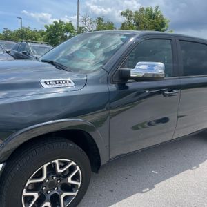 2026 RAM 1500 LARAMIE CREW CAB 4X4 5'7" BOX — фото 2