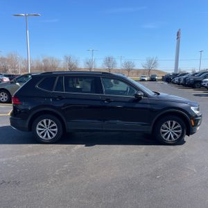 VOLKSWAGEN TIGUAN 2.0T S - 10